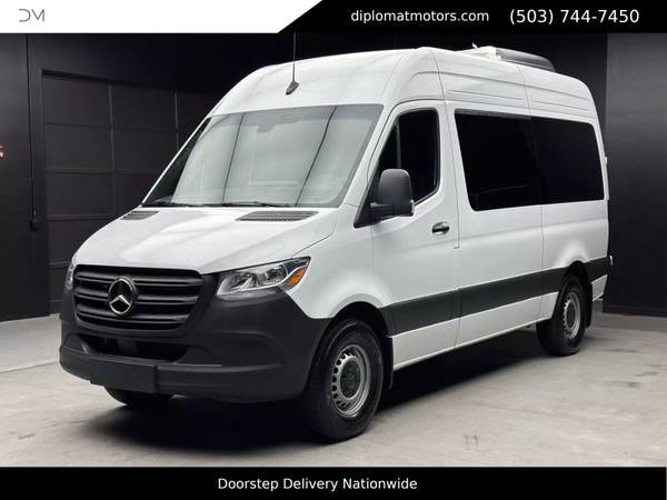 Mercedes-Benz Sprinter with VIN: W1Z4KFHY1RP712473