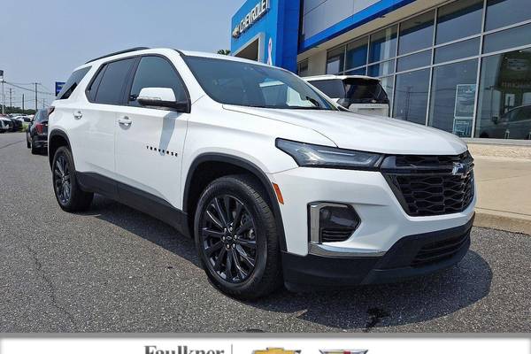 2023 Chevrolet Traverse RS