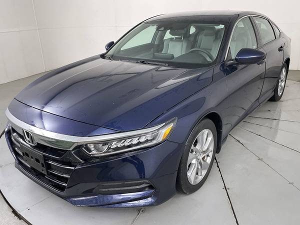 Honda Accord with VIN: 1HGCV1F10KA008683