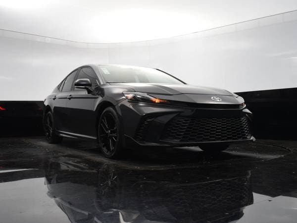 Toyota Camry with VIN: 4T1DAACK2SU024034