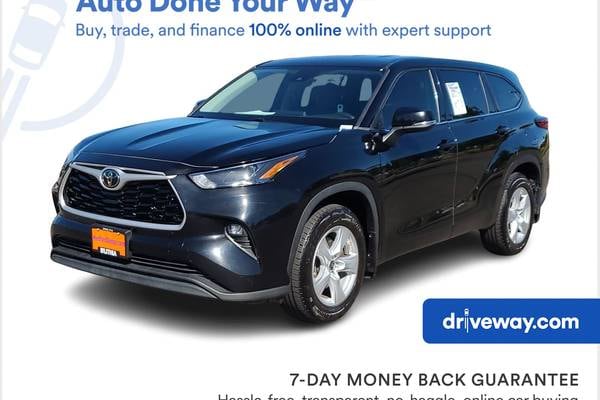 2022 Toyota Highlander LE