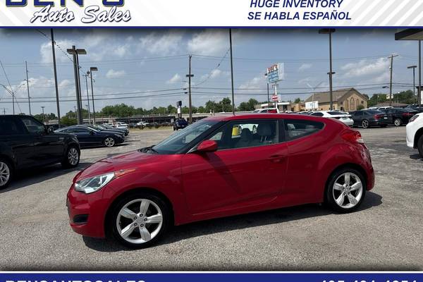 2014 Hyundai Veloster Base Hatchback