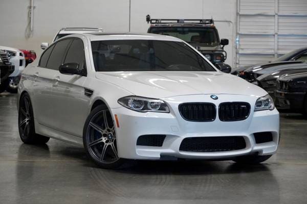 2015 BMW M5 Base