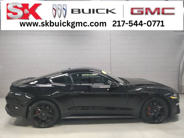 Ford Mustang with VIN: 1FA6P8CF1K5168035