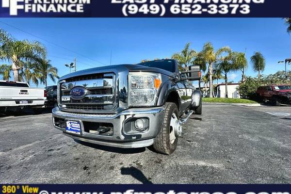 2012 Ford F-350 Super Duty Lariat Diesel Crew Cab