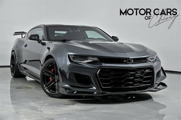 Chevrolet Camaro with VIN: 1G1FK1R63K0150746
