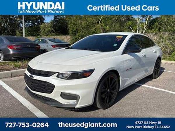 Chevrolet Malibu with VIN: 1G1ZD5ST7JF140800