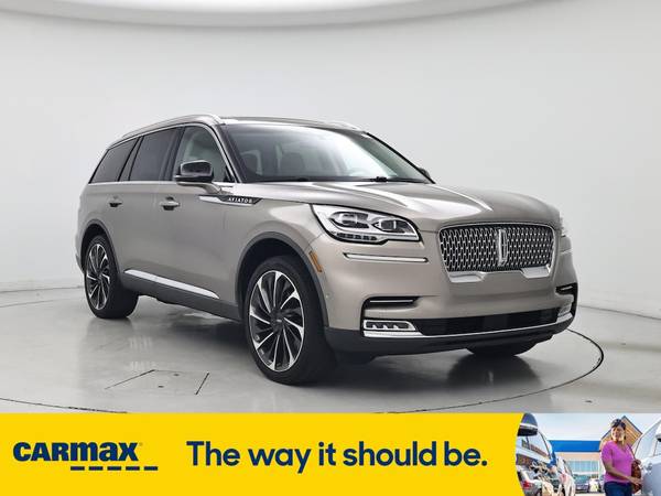 Lincoln Aviator with VIN: 5LM5J7XC3LGL30277