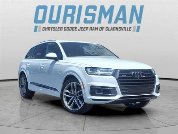 Audi Q7 with VIN: WA1VAAF75JD014008