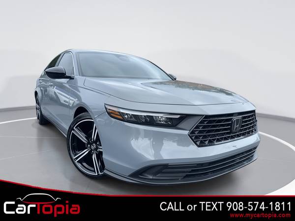 Honda Accord with VIN: 1HGCY2F50PA025703