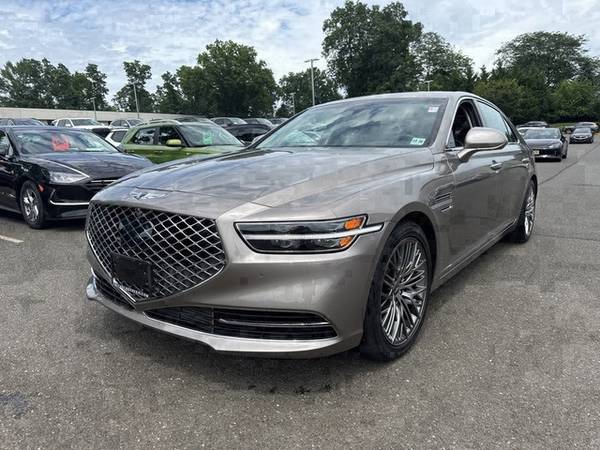 Genesis G90 with VIN: KMTF34PA2MU090159