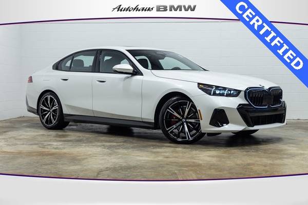 BMW 5 Series with VIN: WBA53FJ08RCS29310