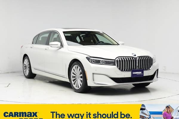 2022 BMW 7 Series 740i