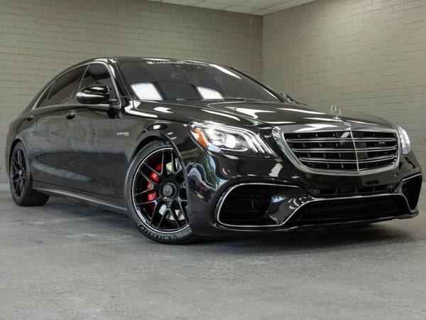 Mercedes-Benz S-Class with VIN: WDDUG8JB9KA483521