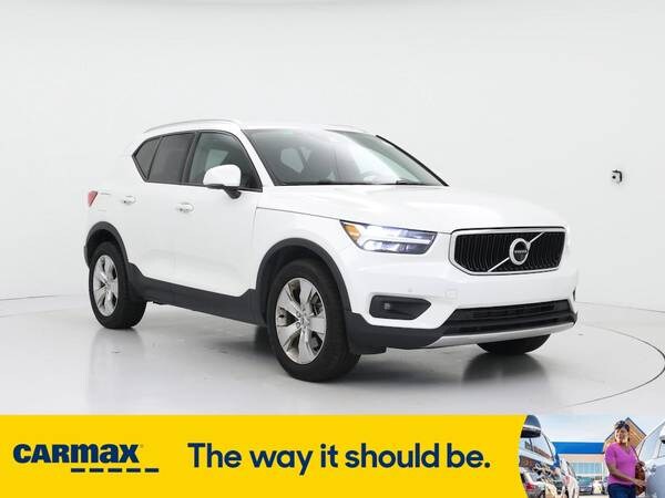 Volvo XC40 with VIN: YV4AC2HK1N2775767
