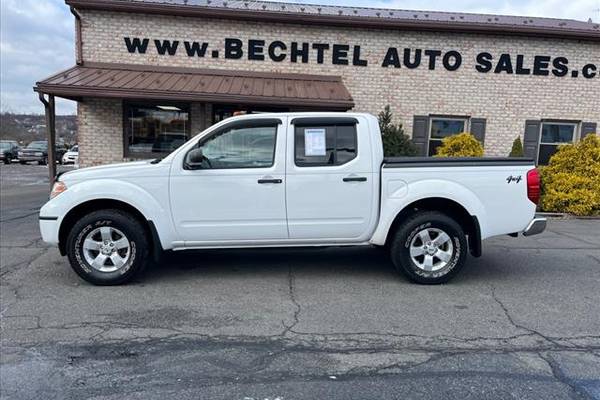 2012 Nissan Frontier SV  Crew Cab