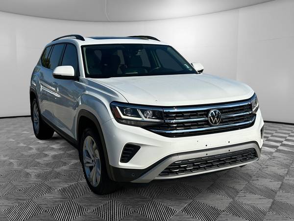 Volkswagen Atlas with VIN: 1V2KP2CA5MC527670
