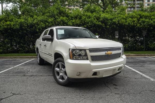 2012 Chevrolet Avalanche LTZ  Crew Cab