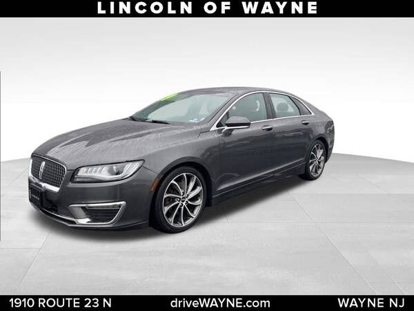 Lincoln MKZ with VIN: 3LN6L5D9XKR610476
