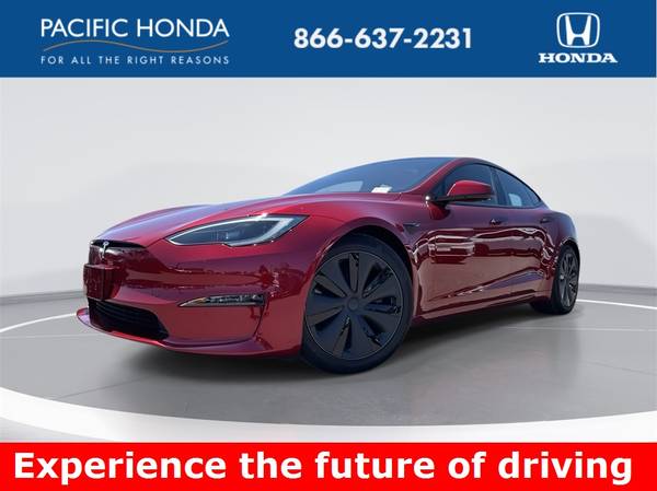 Tesla Model S with VIN: 5YJSA1E53SF549132