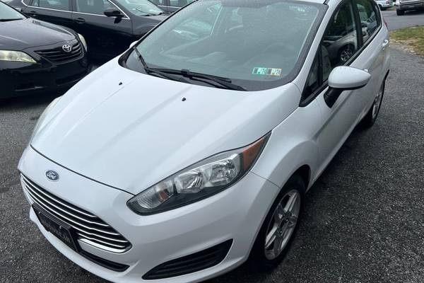 2017 Ford Fiesta SE Hatchback