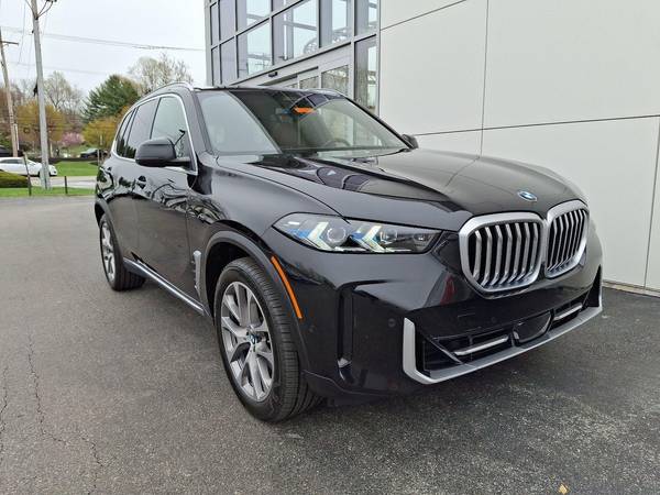 BMW X5 with VIN: 5UX23EU04R9U26725