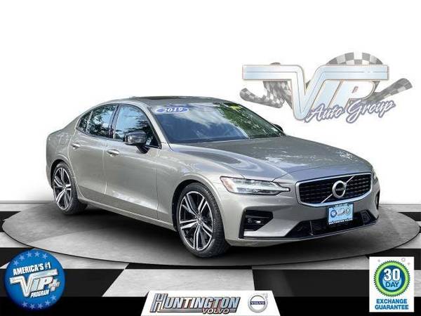 Volvo S60 with VIN: 7JRA22TM0KG016882