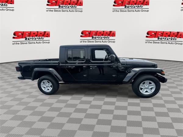Jeep Gladiator with VIN: 1C6HJTAG2ML503070