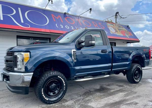 Ford F-250 Super Duty with VIN: 1FTBF2B64HEB44234