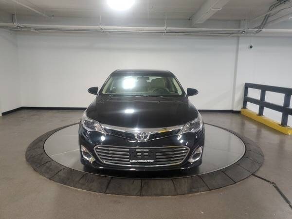 Toyota Avalon with VIN: 4T1BK1EB3FU150961