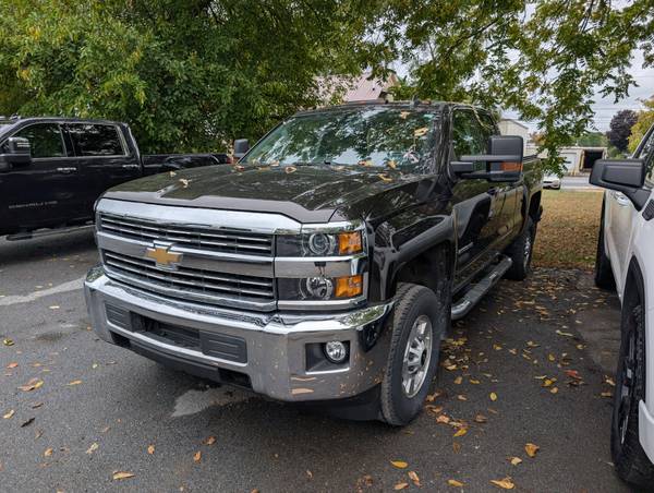 Chevrolet Silverado 2500HD with VIN: 1GC2KVEGXJZ348312