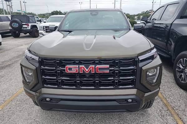 2024 GMC Canyon Elevation  Crew Cab