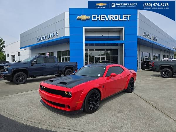 Dodge Challenger with VIN: 2C3CDZC94PH617315