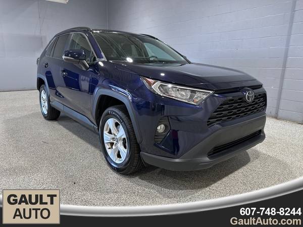 Toyota RAV4 with VIN: 2T3P1RFV8LW125606