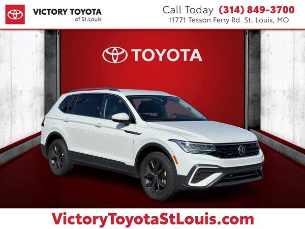 Volkswagen Tiguan with VIN: 3VV3B7AX7RM085491