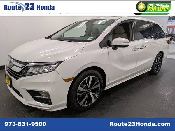 Honda Odyssey with VIN: 5FNRL6H96LB011207