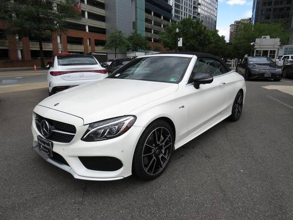 Mercedes-Benz C-Class with VIN: WDDWK6EB7JF636890