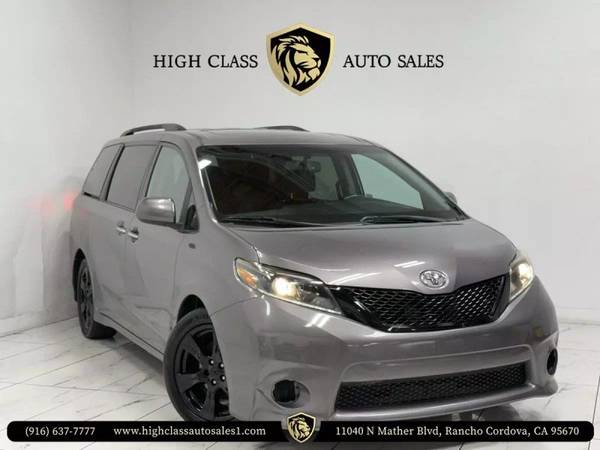 Toyota Sienna with VIN: 5TDXZ3DC4HS890327