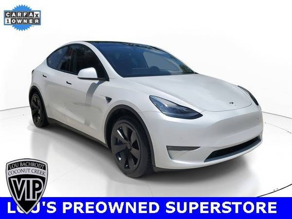 Tesla Model Y with VIN: 5YJYGAEE7MF145665