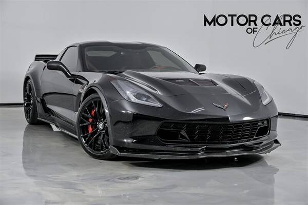 Chevrolet Corvette with VIN: 1G1YU2D61F5606428