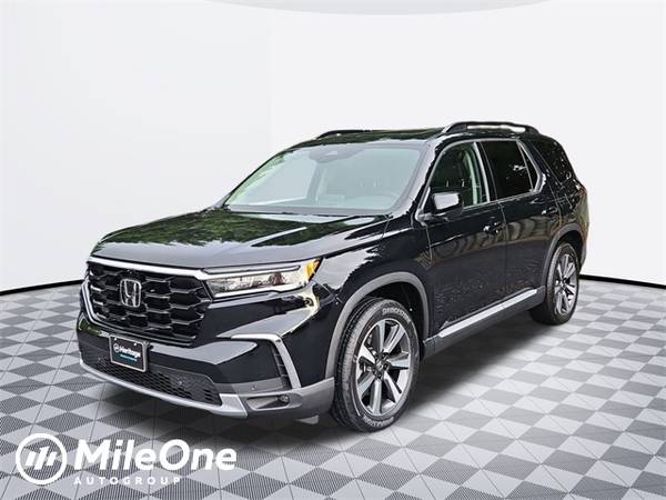 Honda Pilot with VIN: 5FNYG1H81RB034882
