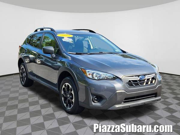 Subaru Crosstrek with VIN: JF2GTABCXN8283004