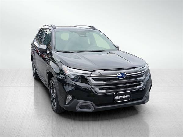 Subaru Forester with VIN: JF2SLSRD6SH400748