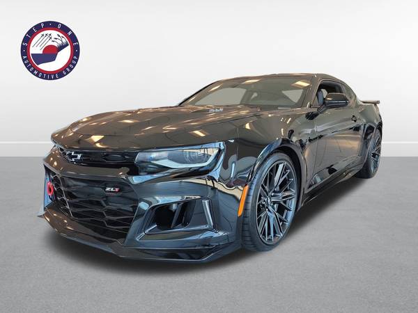 Chevrolet Camaro with VIN: 1G1FK1R62J0119292