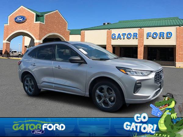 Ford Escape with VIN: 1FMCU9MN3PUA17756