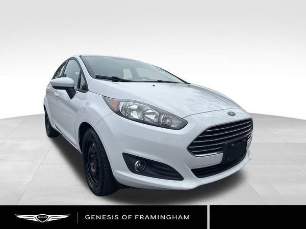 Ford Fiesta with VIN: 3FADP4EJ2JM104631