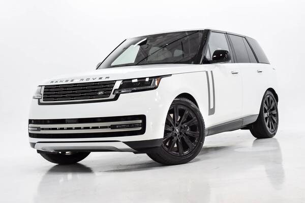 Land Rover Range Rover with VIN: SALKP9E79PA029041