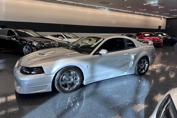 2004 Ford Mustang SVT Cobra Coupe
