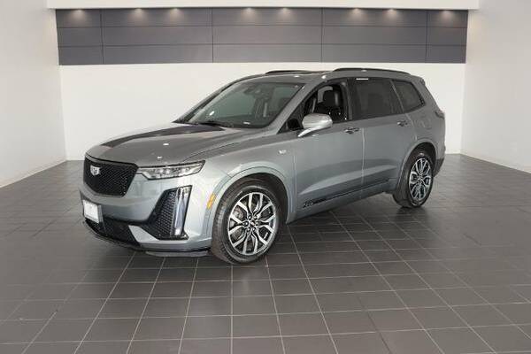Cadillac XT6 with VIN: 1GYKPGRS2LZ104100