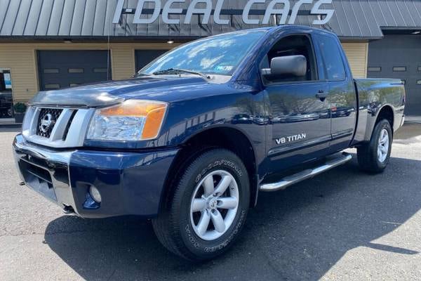 2011 Nissan Titan SV  King Cab